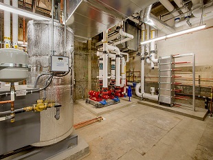 Tecnologia de economia de energia e manutenção de trocadores de calor de torre de resfriamento