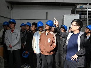 Cooperação Escola-Empresa, Empoderamento Mútuo-Henan University of Science and Technology Energy and Power Engineering Alunos Visita e Estagiários na Longhua Technology Group Equipment Division