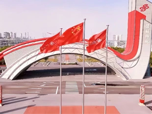 Refrigerador híbrido de alta eficiência de Longhua em execução no projeto Shenghong
